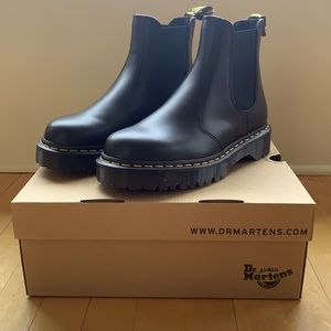 Dr Martens brand new size 9 Chelsea boot platform boot
